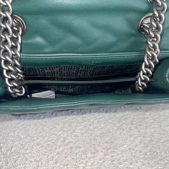 KURT GEIGER KENSINGTON Teal/ Green Quilted Silver Chain Shoulder Bag - Picture 5 of 7